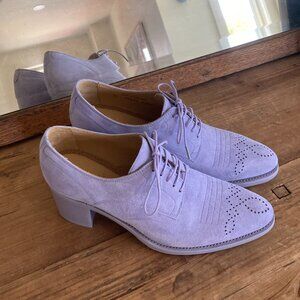 Lilac suede Miss Button loafer